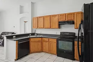 3922 Blackberry Cir, Saint Cloud, FL 34769 - Photo 7