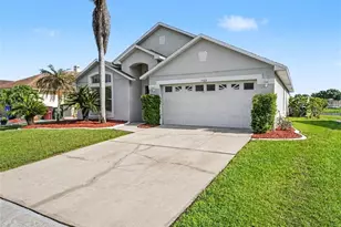 3922 Blackberry Cir, Saint Cloud, FL 34769 - Photo 3