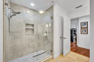 2305 Edgewater Dr, Orlando, FL 32804 - Photo 27