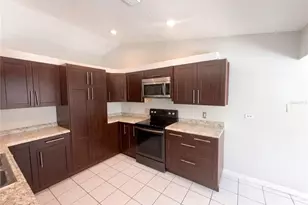 1750 Evergreen Ct, Kissimmee, FL 34746 - Photo 11