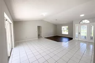 1750 Evergreen Ct, Kissimmee, FL 34746 - Photo 9