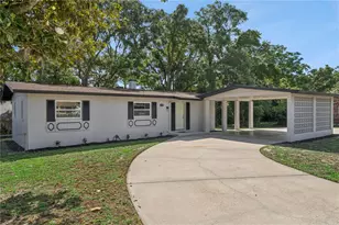 1310 Lee Ct, Leesburg, FL 34748 - Photo 1