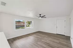 1310 Lee Ct, Leesburg, FL 34748 - Photo 5