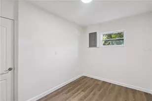 1310 Lee Ct, Leesburg, FL 34748 - Photo 13