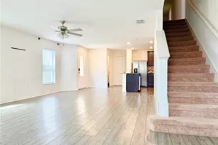 1738 Wynford Cir, Tavares, FL 32778 - Photo 11