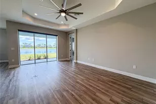 10710 Falling Leaf Ct, Parrish, FL 34219 - Photo 3