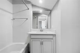 858 N Thornton Ave, Orlando, FL 32803 - Photo 19