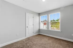 858 N Thornton Ave, Orlando, FL 32803 - Photo 17