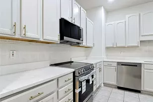 2155 Barratt Ct, Saint Cloud, FL 34771 - Photo 9
