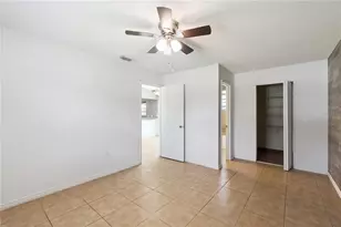 648 Floridian Dr, Kissimmee, FL 34758 - Photo 9