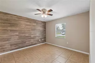 648 Floridian Dr, Kissimmee, FL 34758 - Photo 9