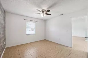 648 Floridian Dr, Kissimmee, FL 34758 - Photo 11