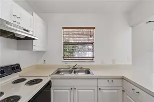 648 Floridian Dr, Kissimmee, FL 34758 - Photo 7