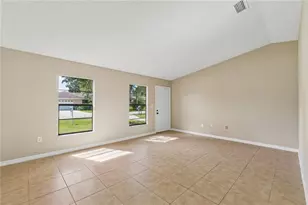 648 Floridian Dr, Kissimmee, FL 34758 - Photo 5