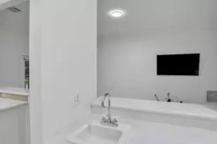 148 S Thornton Ave, Orlando, FL 32801 - Photo 17