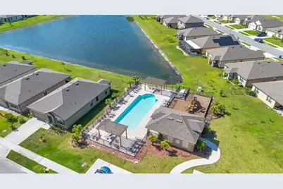 1581 Mineral Loop Drive NW, Palm Bay, FL 32907 - Photo 5
