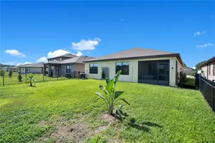 1581 Mineral Loop Dr NW, Palm Bay, FL 32907 - Photo 3