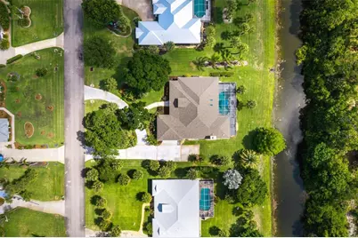 109 Harbor Point Drive, Sebastian, FL 32958 - Photo 9