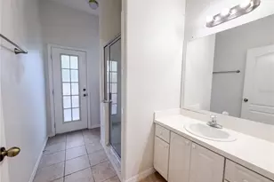 203 Taylor Bay Ln, Brandon, FL 33510 - Photo 15