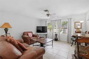 2276 Pennsylvania Ave, Oviedo, FL 32765 - Photo 25