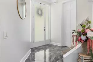 8455 Foxworth Cir, Orlando, FL 32819 - Photo 3