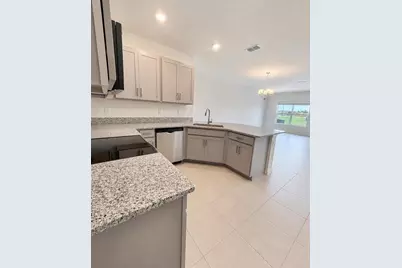 2767 Raindrop Run Street, Clermont, FL 34714 - Photo 3