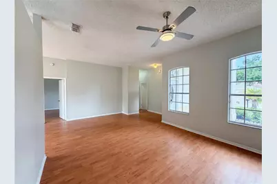 5263 Clarion Oaks Drive, Orlando, FL 32808 - Photo 9