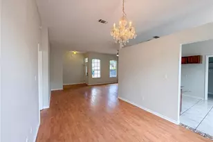 5263 Clarion Oaks Dr, Orlando, FL 32808 - Photo 11