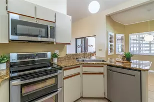 935 Pine Shadow Dr, Apopka, FL 32712 - Photo 9