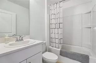 5615 Costa Blanca Wy, Davenport, FL 33897 - Photo 19