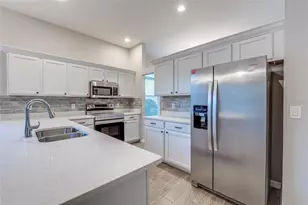 1175 Chessington Cir, Lake Mary, FL 32746 - Photo 7