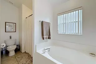 121 Bloomingdale Dr, Davenport, FL 33897 - Photo 35