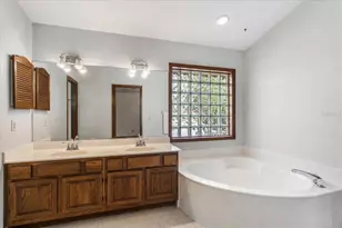 4025 Conway Pl Cir, Orlando, FL 32812 - Photo 19