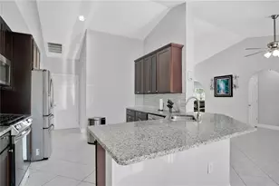 4743 Lake Sharp Dr, Orlando, FL 32817 - Photo 9