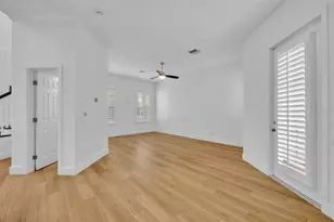 22 E Hazel St, Orlando, FL 32804 - Photo 17