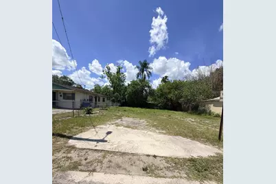 839 Sears Avenue NE, Winter Haven, FL 33881 - Photo 1
