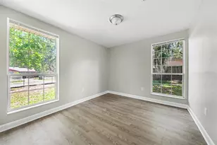 1109 Inland St, Leesburg, FL 34748 - Photo 9