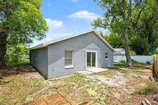 1915 E McBerry St, Tampa, FL 33610 - Photo 15