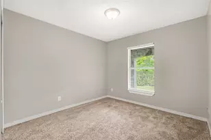 1915 E McBerry St, Tampa, FL 33610 - Photo 11