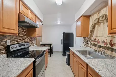 2209 Mitch Court E, Sanford, FL 32771 - Photo 9