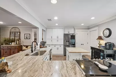 2530 E New York Avenue, Deland, FL 32724 - Photo 23