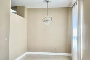 2018 Crosscreek Ct, Oviedo, FL 32766 - Photo 5