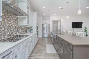 10846 Mobberley Cir, Orlando, FL 32832 - Photo 11