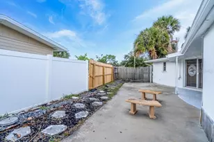 456 Sandlewood Dr, Venice, FL 34293 - Photo 19