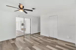 456 Sandlewood Dr, Venice, FL 34293 - Photo 9