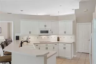 3823 Winding Lake Cir, Orlando, FL 32835 - Photo 3