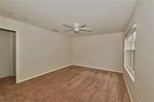 2730 Retreat View Cir, Sanford, FL 32771 - Photo 15