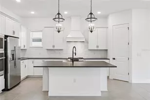12451 Clear Sapphire Dr, Winter Garden, FL 34787 - Photo 9