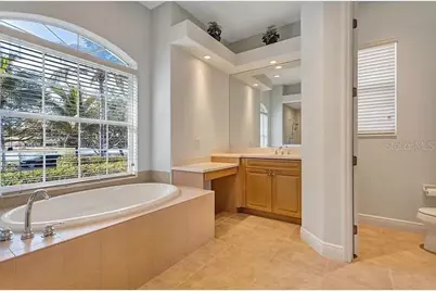 1704 Amberwynd Circle W, Palmetto, FL 34221 - Photo 15