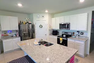 5268 Greenheart Ave, Mount Dora, FL 32757 - Photo 5